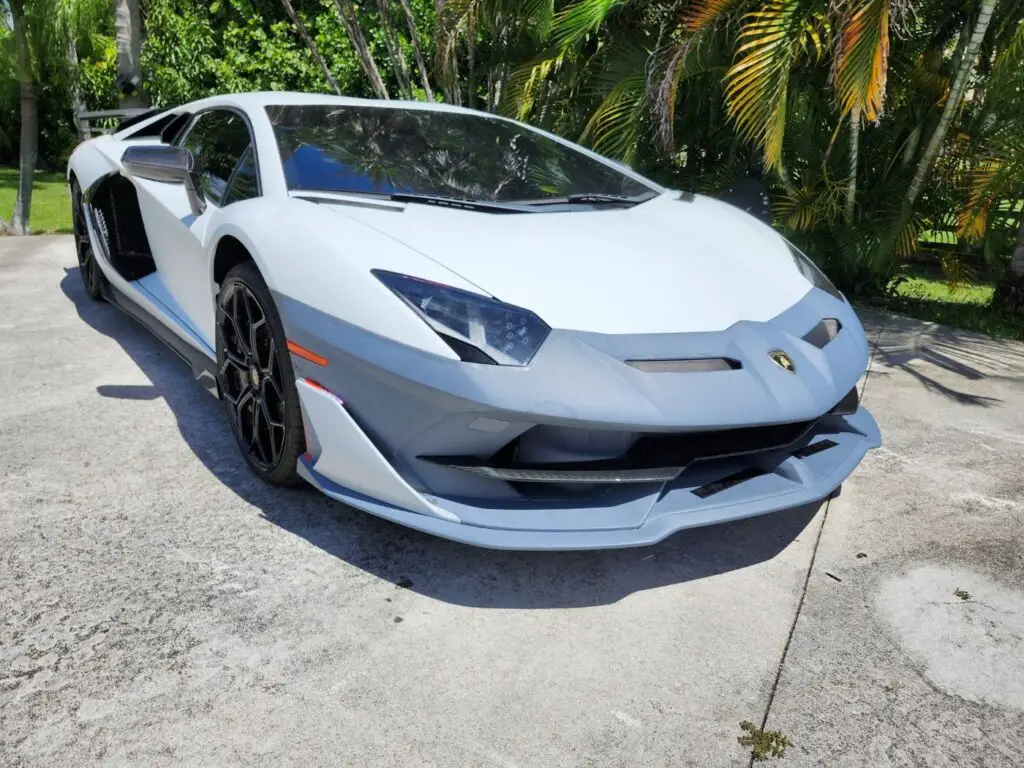 Professional exotic vehicle inspections for a diminished value appraisal Miami to document market loss on high-performance supercars like this Lamborghini Aventador.
