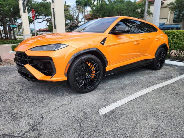 Lamborghini Urus diminished value appraisal in Boca Raton Florida after an accident