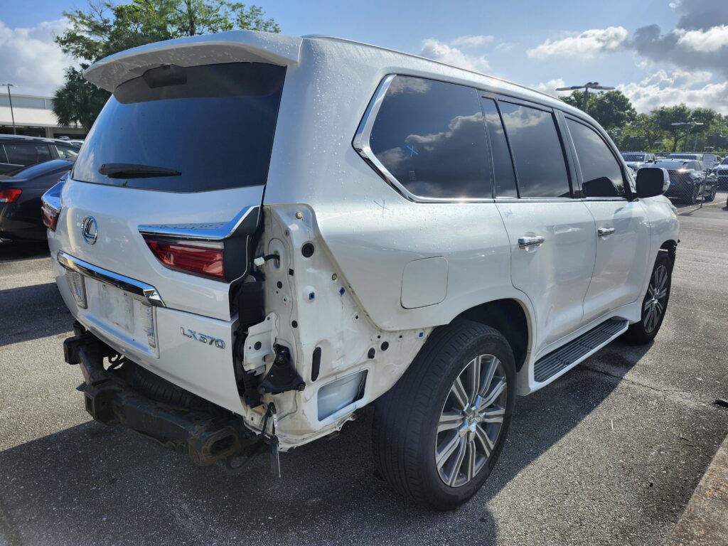 2017 Lexus LX 570 total loss rear quarter panel damage — independent car appraisal Broward County Florida
